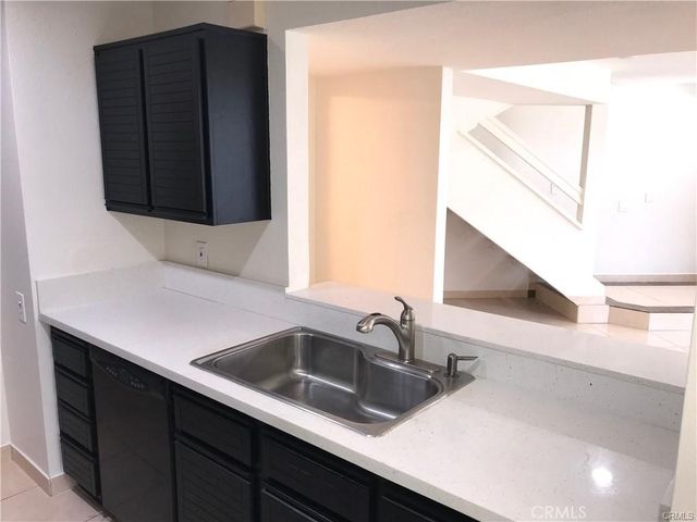 1175 Tivoli Lane 78, Simi Valley, CA 93065
