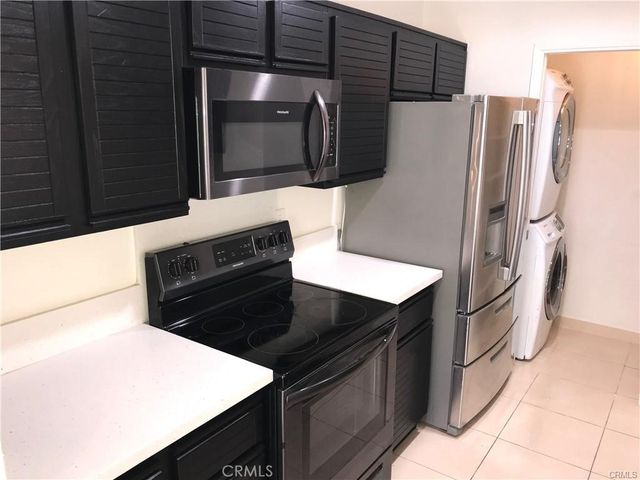 1175 Tivoli Lane 78, Simi Valley, CA 93065