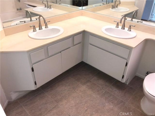 1175 Tivoli Lane 78, Simi Valley, CA 93065