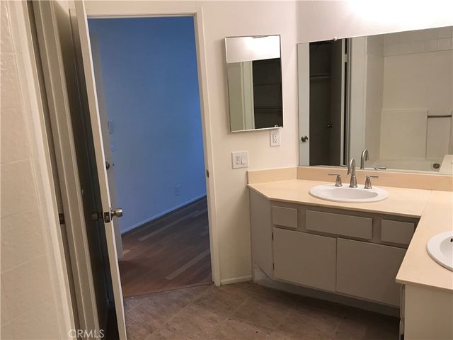 1175 Tivoli Lane 78, Simi Valley, CA 93065