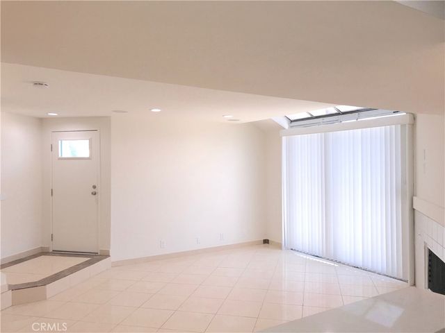 1175 Tivoli Lane 78, Simi Valley, CA 93065