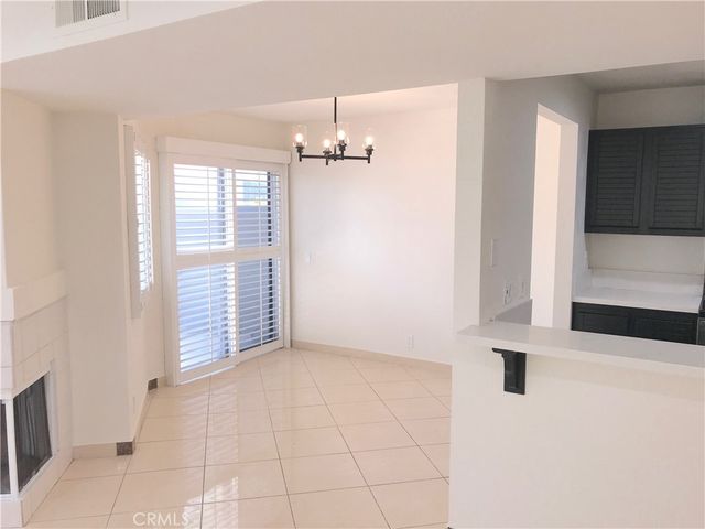 1175 Tivoli Lane 78, Simi Valley, CA 93065