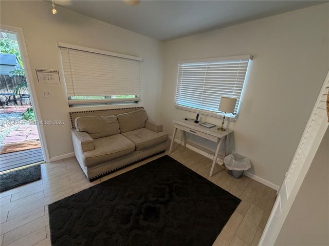 530 NE 11th Ave B, Fort Lauderdale, FL 33301