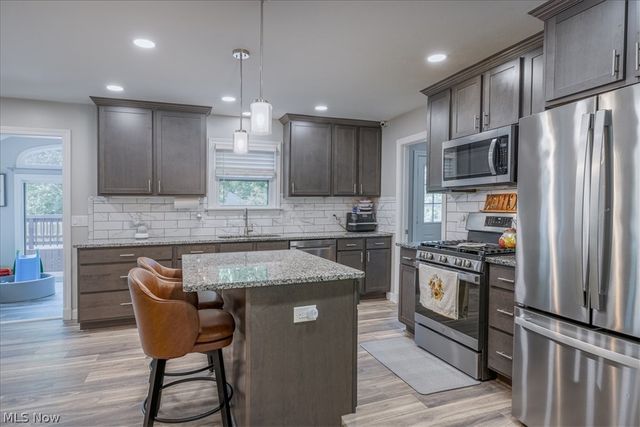 6764 Rolling Acres Court, Painesville, OH 44077
