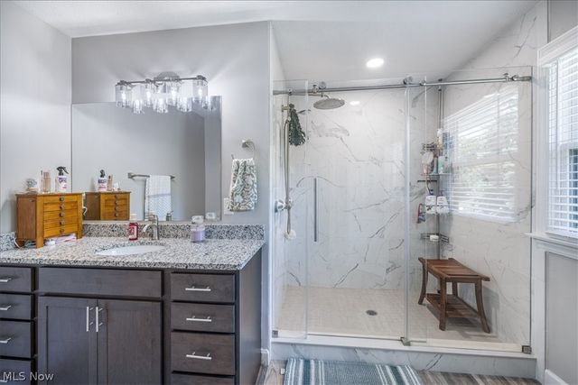 6764 Rolling Acres Court, Painesville, OH 44077