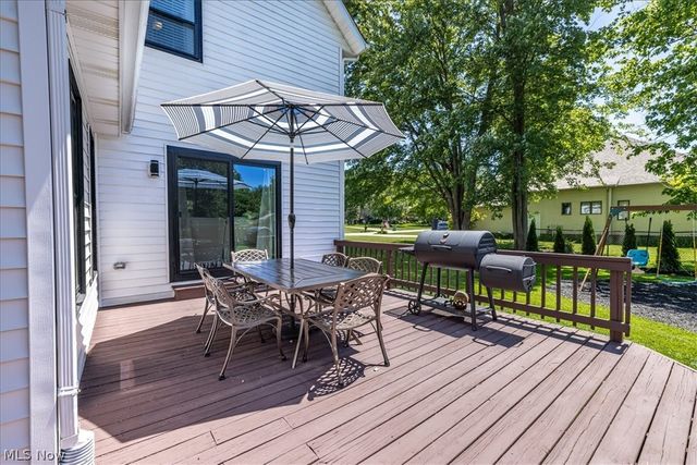 6764 Rolling Acres Court, Painesville, OH 44077