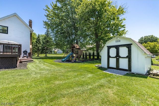 6764 Rolling Acres Court, Painesville, OH 44077