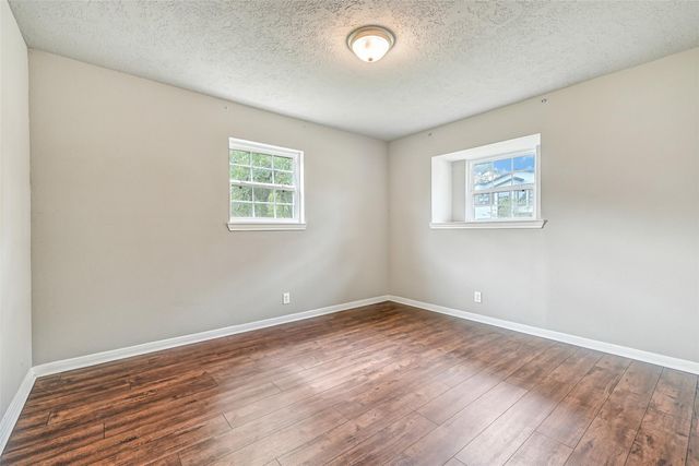 5315 Kingsmill Road, Friendswood, TX 77546