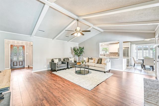 5315 Kingsmill Road, Friendswood, TX 77546