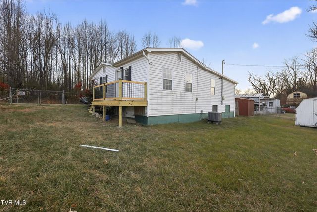 127 Kinley Drive, Johnson City, TN 37604