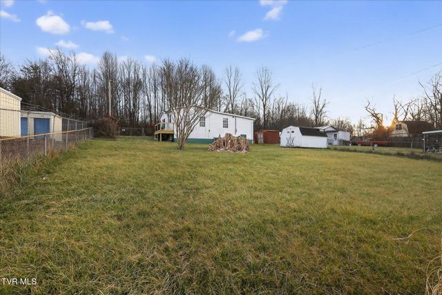127 Kinley Drive, Johnson City, TN 37604