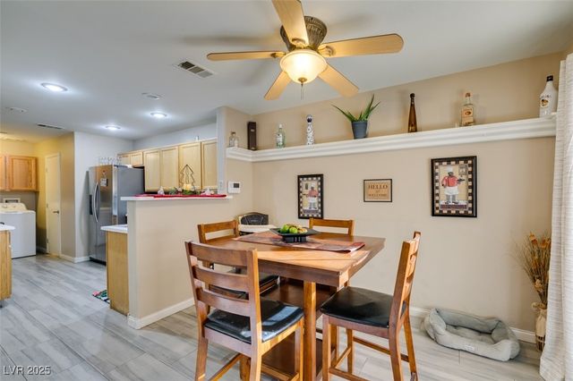 5041 Sublight Avenue, Las Vegas, NV 89108