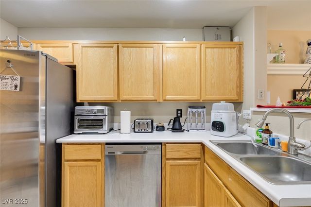 5041 Sublight Avenue, Las Vegas, NV 89108