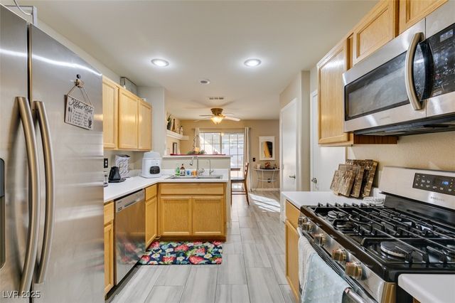 5041 Sublight Avenue, Las Vegas, NV 89108