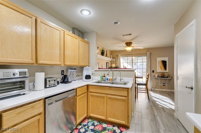 5041 Sublight Avenue, Las Vegas, NV 89108