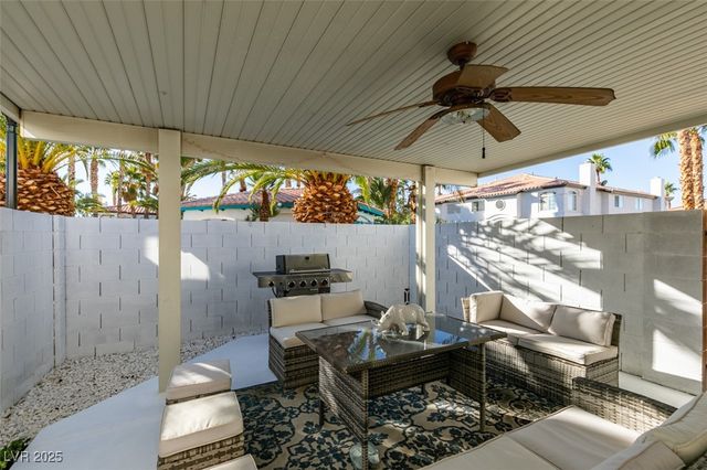 5041 Sublight Avenue, Las Vegas, NV 89108