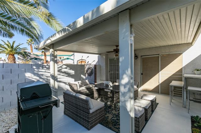 5041 Sublight Avenue, Las Vegas, NV 89108