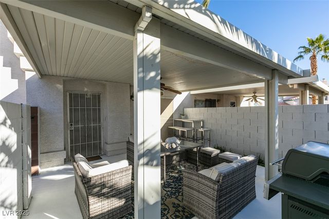 5041 Sublight Avenue, Las Vegas, NV 89108