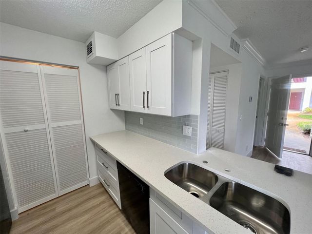 11562 WESTWOOD BOULEVARD 918, Orlando, FL 32821