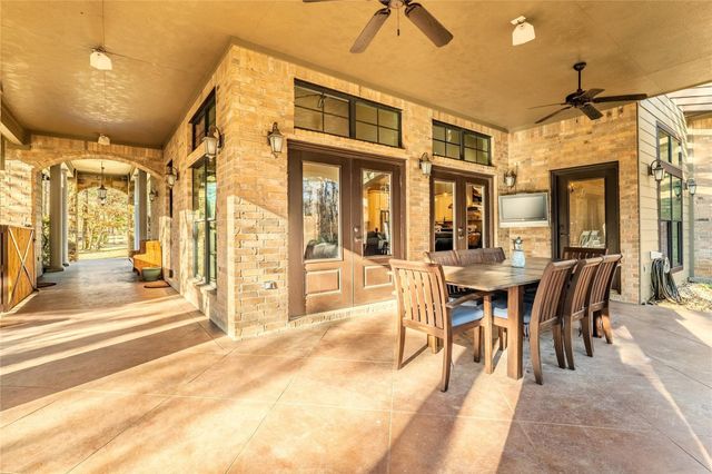 11409 Oak Springs Drive, Willis, TX 77378