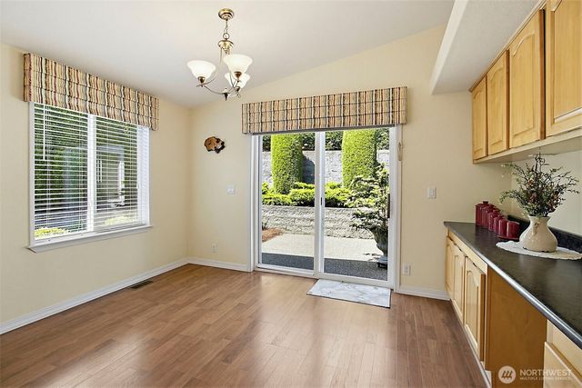 21804 SE 272nd Place, Maple Valley, WA 98038