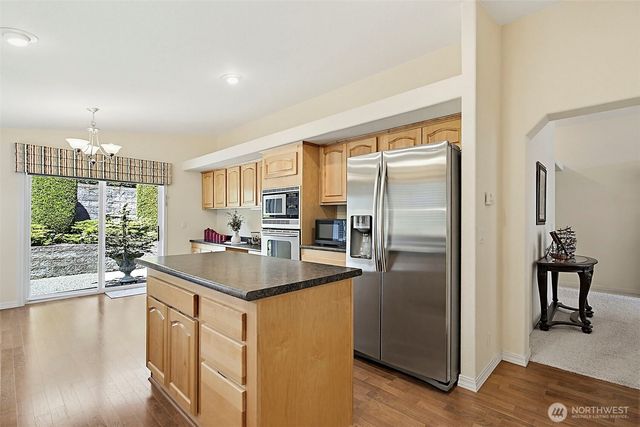 21804 SE 272nd Place, Maple Valley, WA 98038