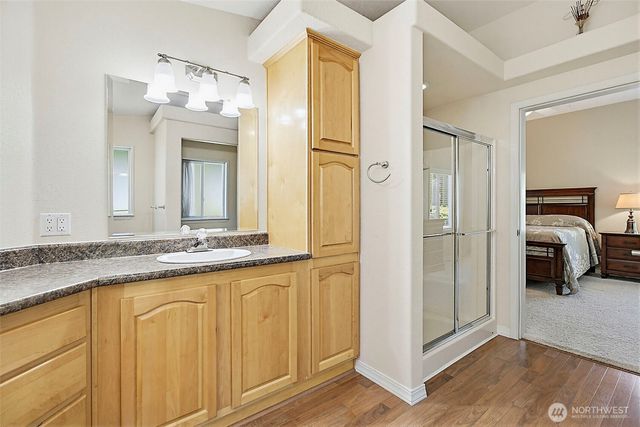 21804 SE 272nd Place, Maple Valley, WA 98038
