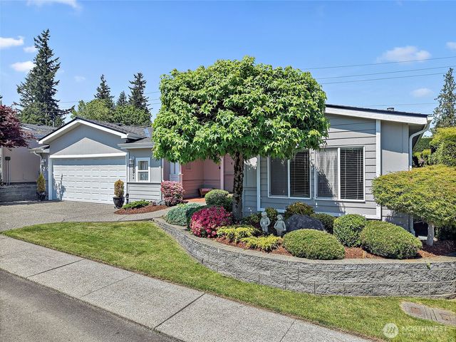 21804 SE 272nd Place, Maple Valley, WA 98038