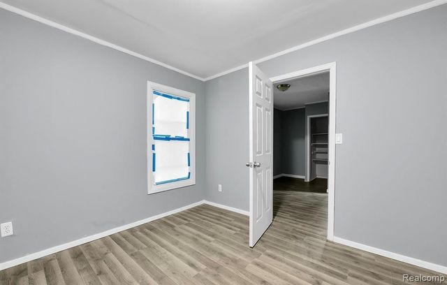 15500 Cruse Street, Detroit, MI 48227