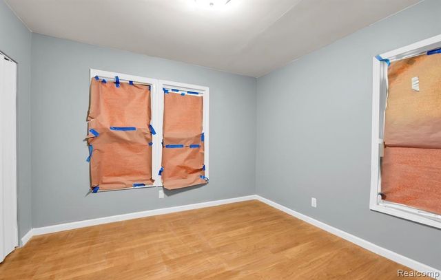 15500 Cruse Street, Detroit, MI 48227