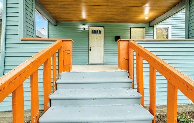 15500 Cruse Street, Detroit, MI 48227