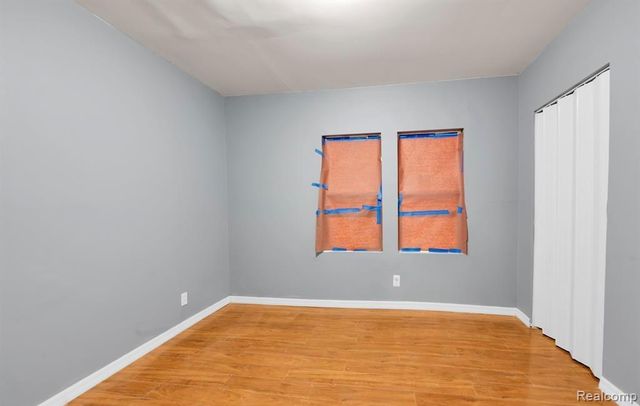 15500 Cruse Street, Detroit, MI 48227