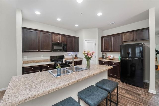 122 Oakview Passage, Canton, GA 30114
