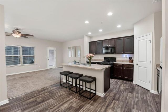 122 Oakview Passage, Canton, GA 30114