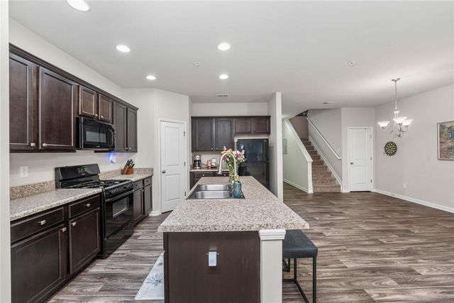 122 Oakview Passage, Canton, GA 30114