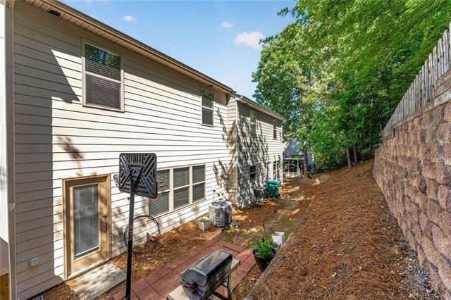 122 Oakview Passage, Canton, GA 30114