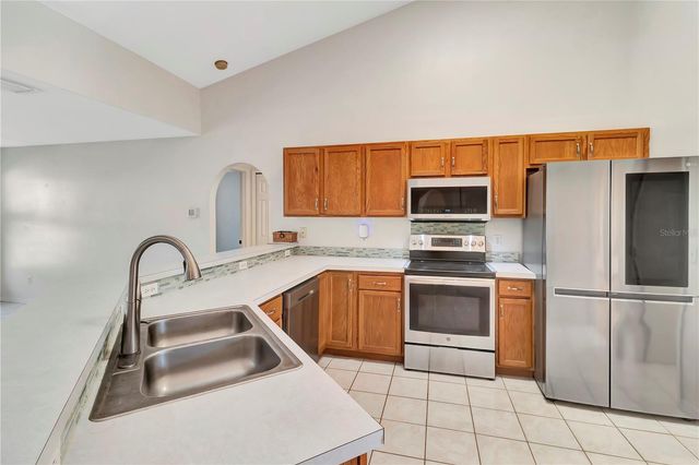 18611 CLARK ROAD, Altoona, FL 32702