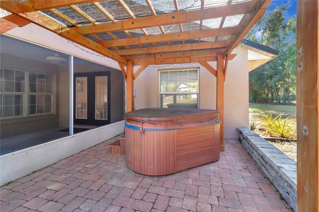 18611 CLARK ROAD, Altoona, FL 32702