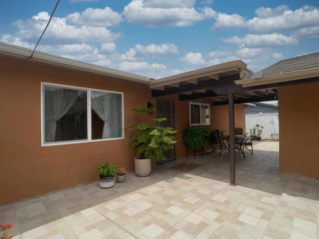 9104 Northcote Road, Santee, CA 92071