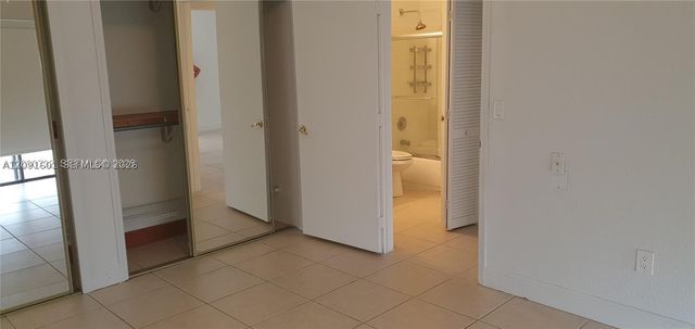 6702 SW 152nd Pl 28-02, Miami, FL 33193