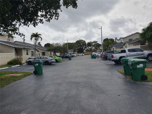 6702 SW 152nd Pl 28-02, Miami, FL 33193