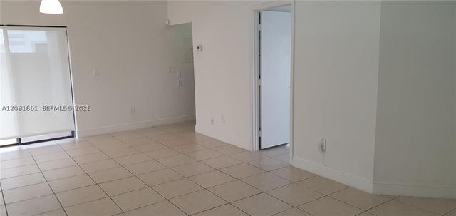 6702 SW 152nd Pl 28-02, Miami, FL 33193