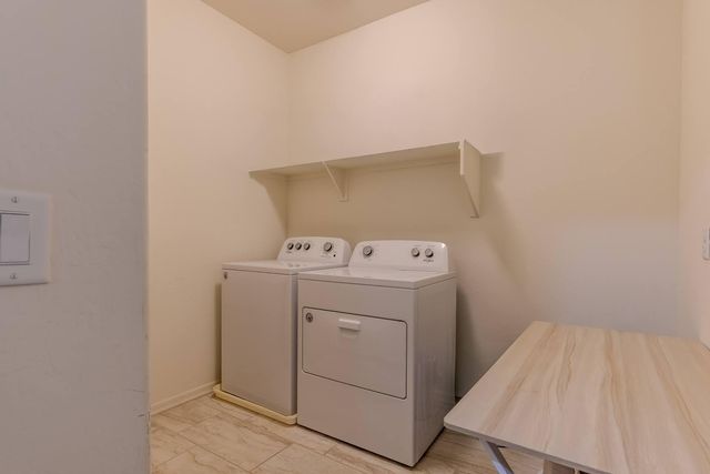 1064 S Sunset Drive, Chandler, AZ 85286