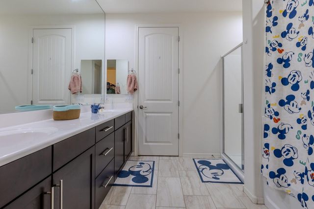 1064 S Sunset Drive, Chandler, AZ 85286