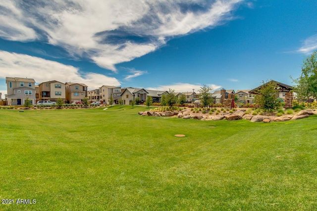 1064 S Sunset Drive, Chandler, AZ 85286