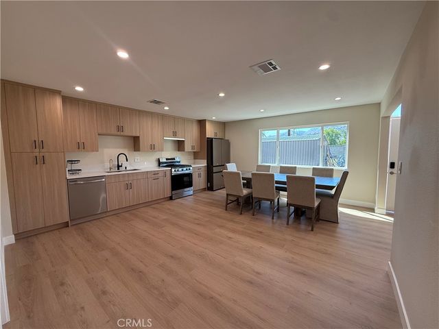 14037 Rex, Sylmar, CA 91342