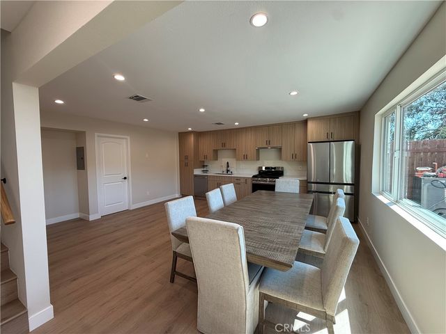 14037 Rex, Sylmar, CA 91342