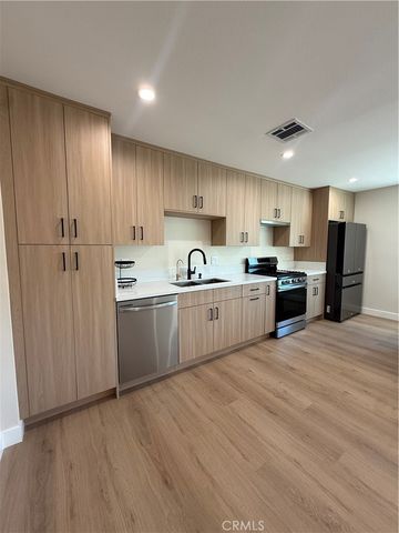 14037 Rex, Sylmar, CA 91342