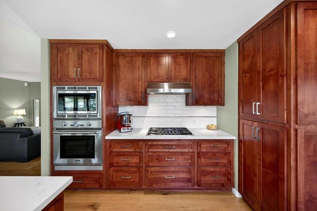 6885 Chaparral Ln, Newcastle, CA 95658