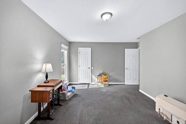 6885 Chaparral Ln, Newcastle, CA 95658